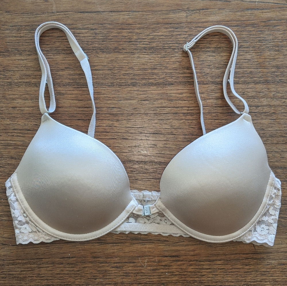 Victoria's Secret PINK Heartbreaker! Plunge pushup
